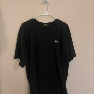 Nike vintage Men's Black Short Sleeve Tee